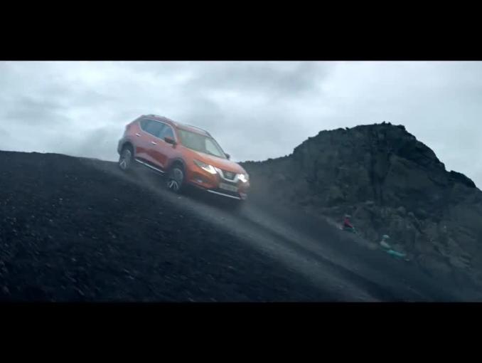 Nowy Nissan X-Trail reklamowany jako „partner rodzinnych wyzwań”