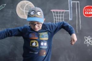Smyk reklamuje odzież Cool Club na powrót do szkoły